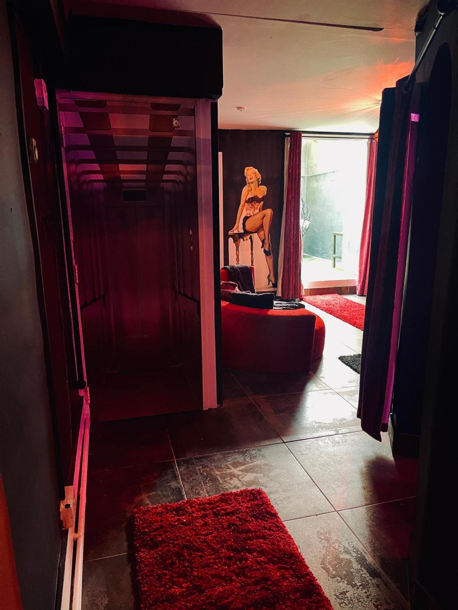 Beachfront Party House For Stags & Hens ブライトン エクステリア 写真